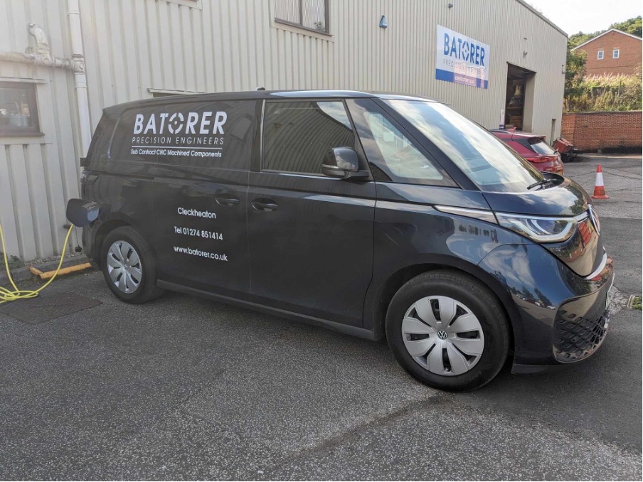 Batorer's Electric Vehicle for free green deliveries